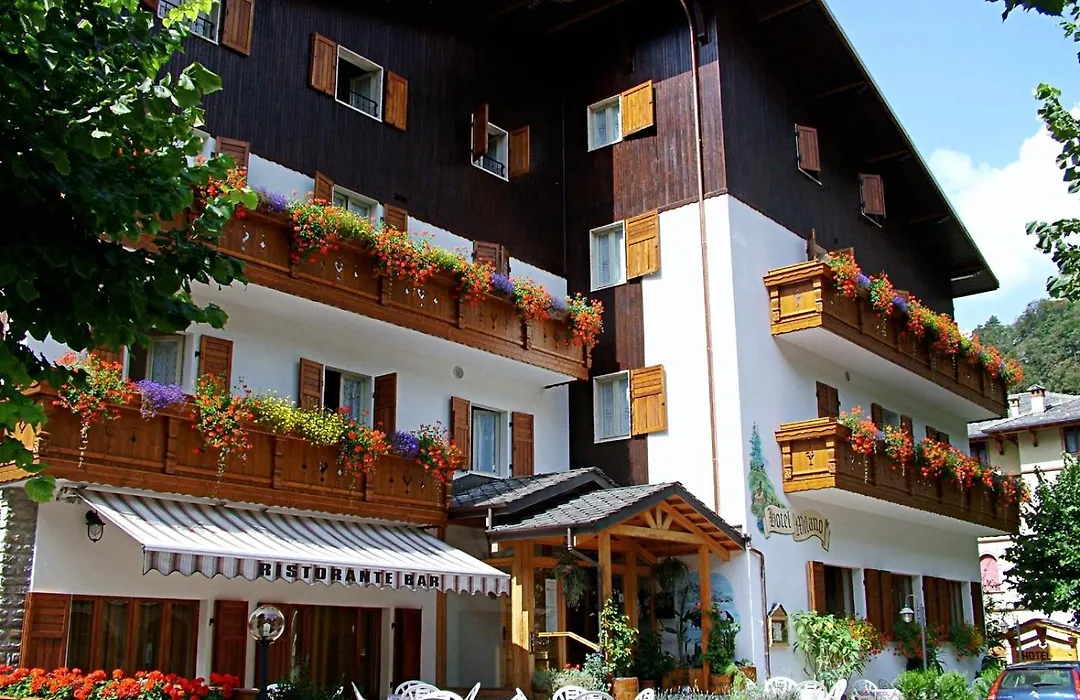 Hotel Milano - Piazzatorre-1